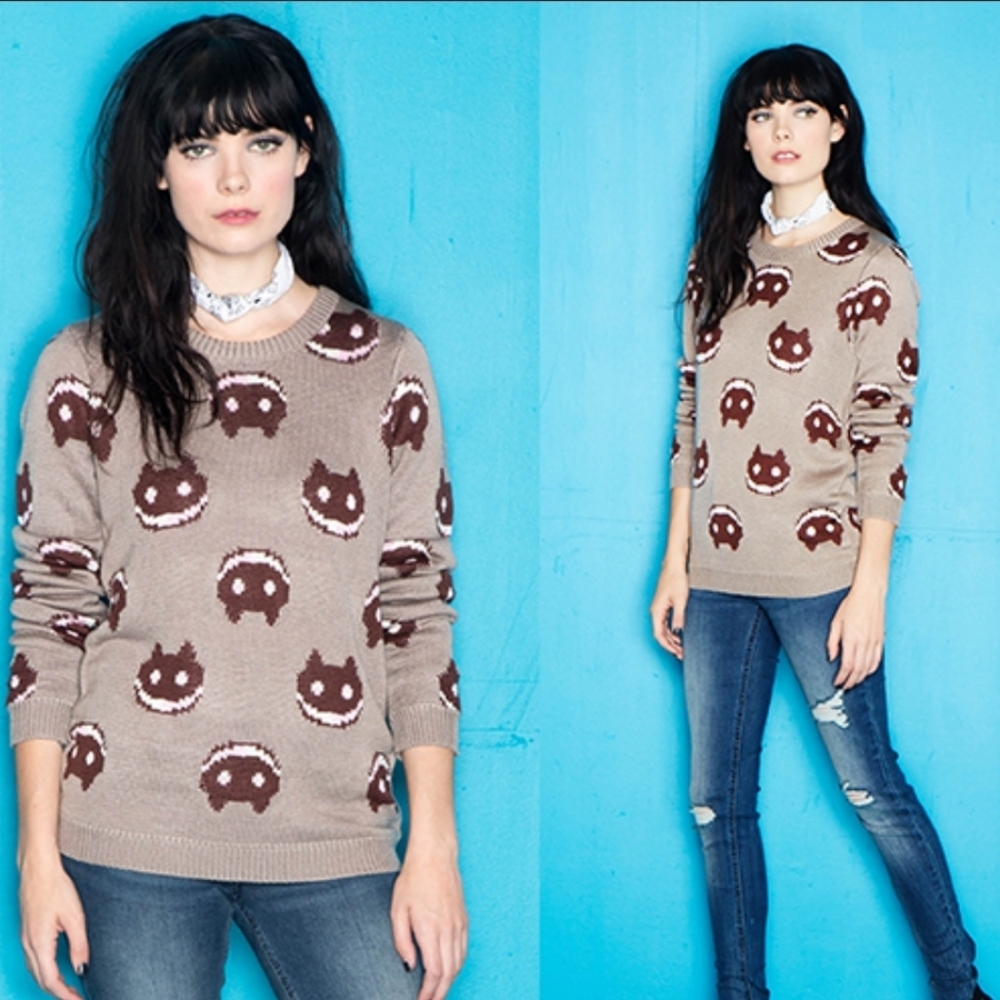 Ice cream sandwich cat knit sweater